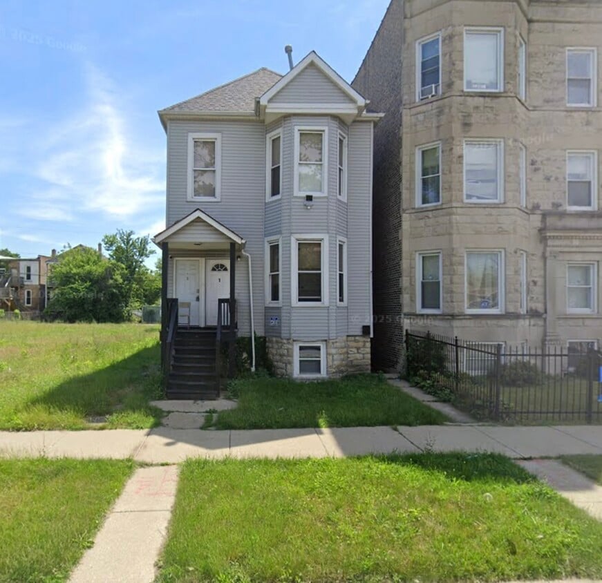 Primary Photo - 6349 S Langley Ave