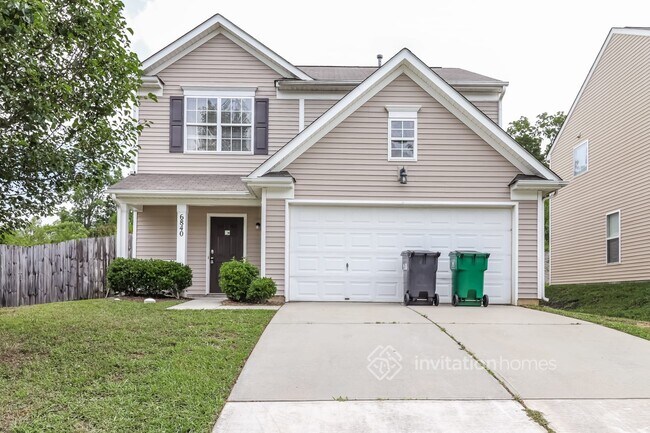 Building Photo - 6840 Goldenwillow Dr