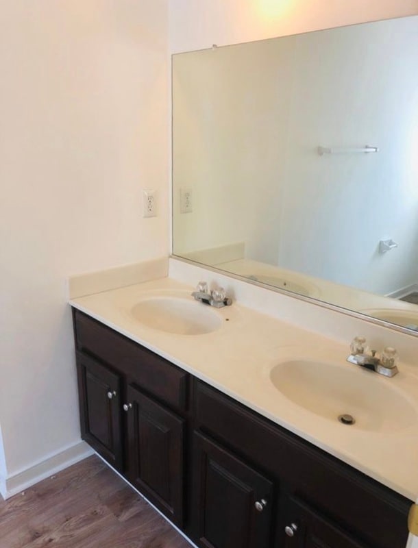 Building Photo - 1107 Magnolia Pointe Blvd