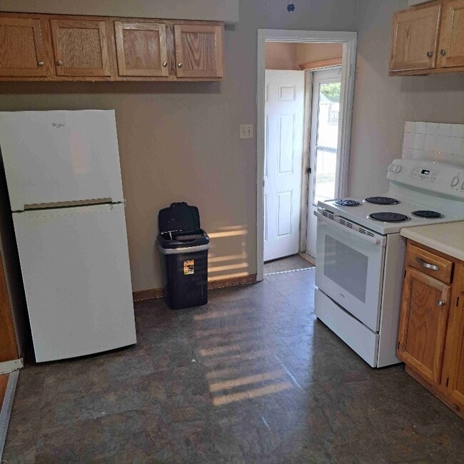 Building Photo - 1106 Stack Ave