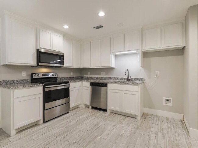 Foto del edificio - 818 W Walker St