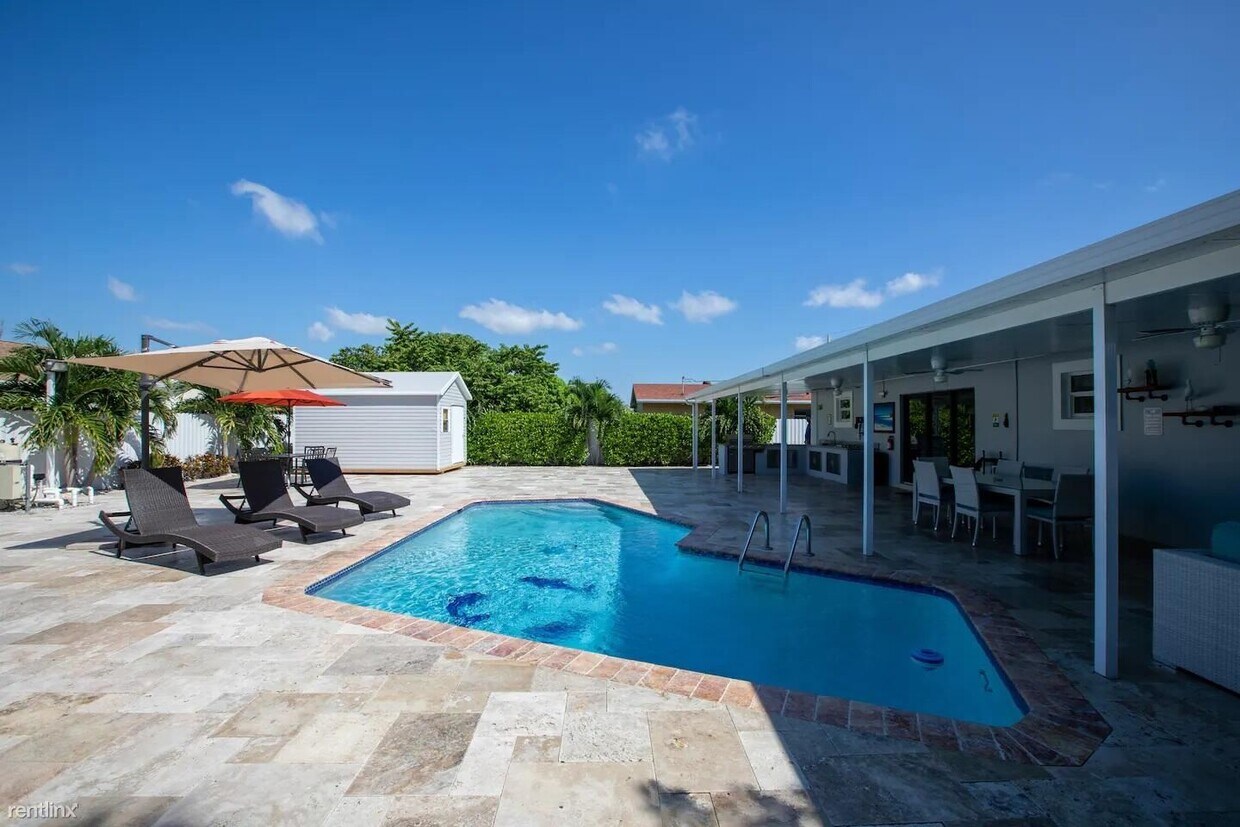 Foto principal - 3 br, 2 bath House - 1853 S Florida Mango Rd