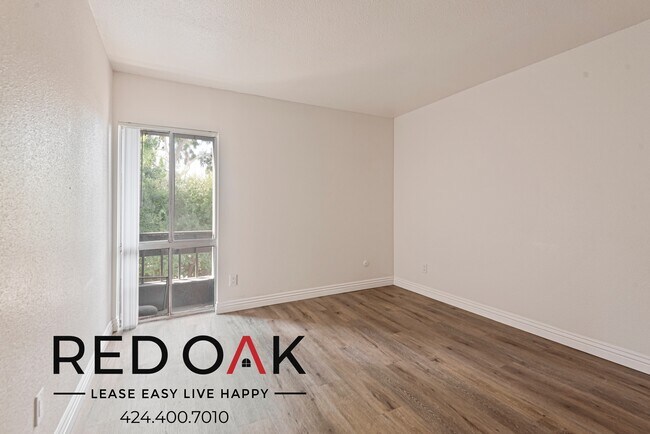Foto del edificio - 17830 Sherman Way