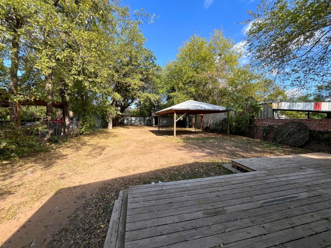 Photo - 3913 Chenault St House