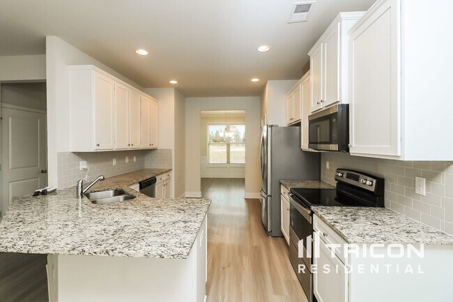 Building Photo - 754 Ireland Ln