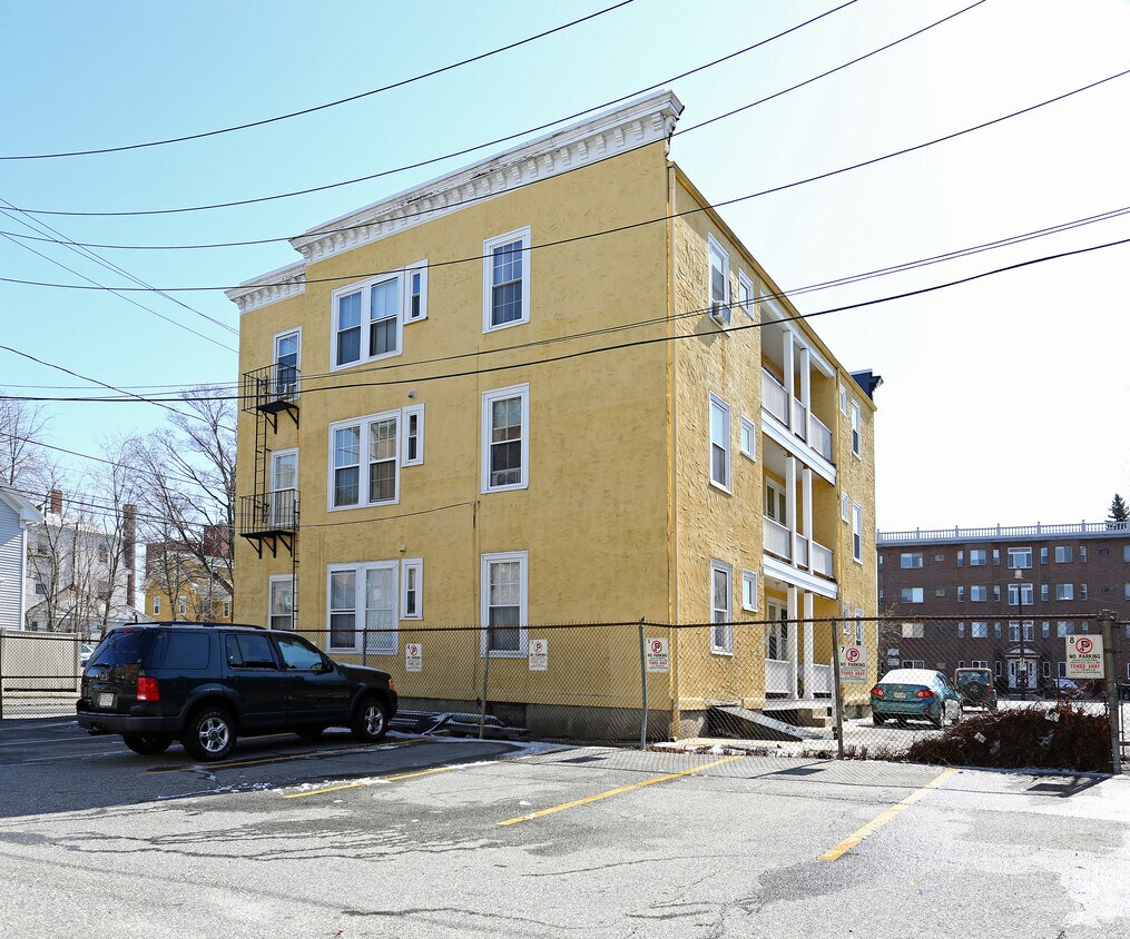 Primary Photo - 15 Gordon St