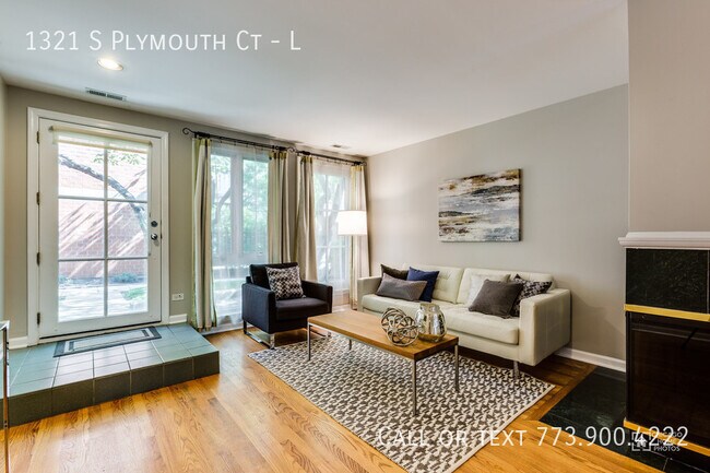 Foto del edificio - 1321 S Plymouth Ct