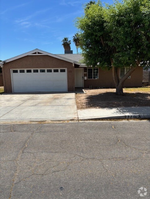 Building Photo - 1763 W 24th Dr