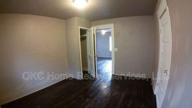 Building Photo - 115 SW 23rd St