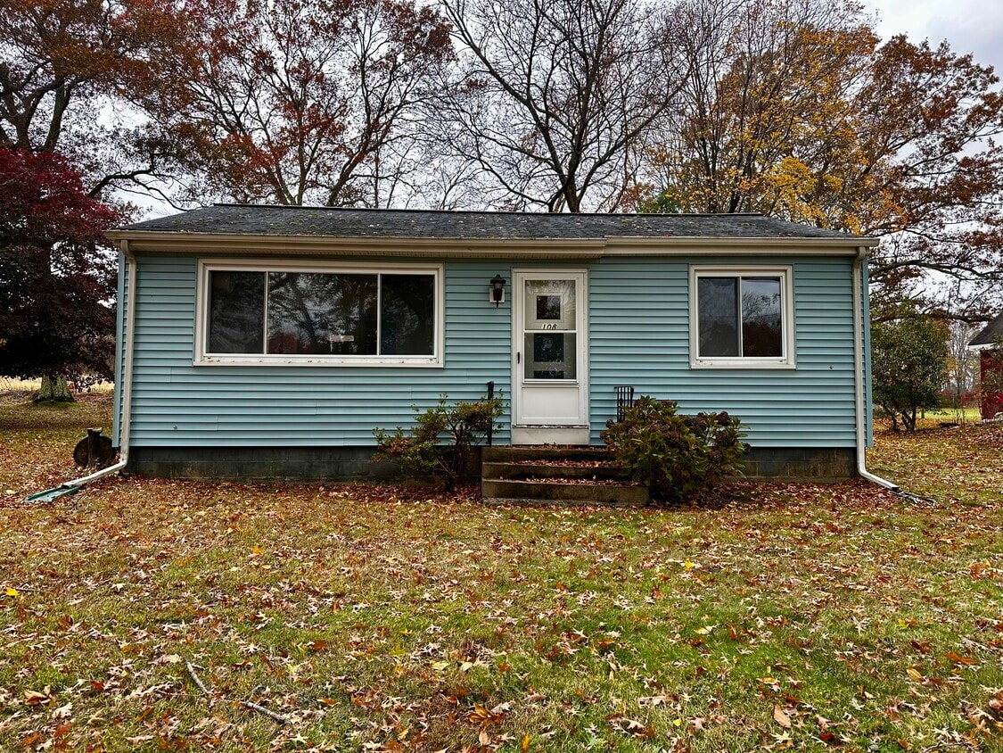 Primary Photo - 108 Chesterfield Rd