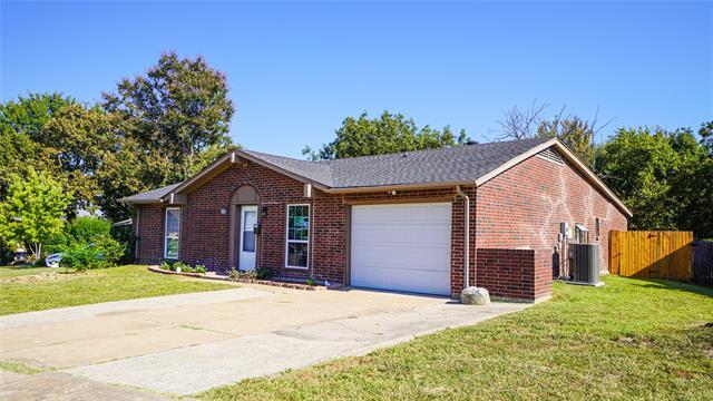 Foto del edificio - 1221 Cove Dr