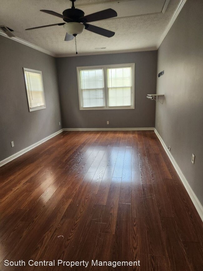 Building Photo - 3 br, 1.5 bath House - 544 Lexington Dr