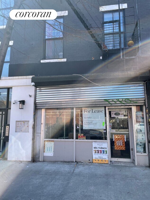 Primary Photo - 342 Throop Ave