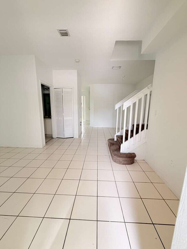 Foto del edificio - 2628 SE 14th Ave