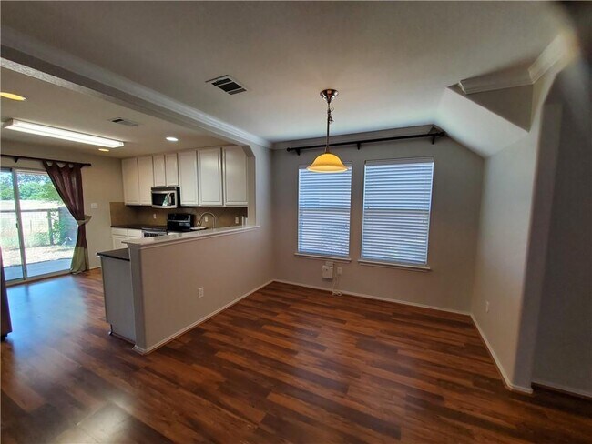 Foto del edificio - 11208 Ashbrook Dr