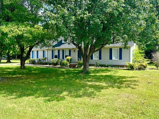 Building Photo - 10308 Roanoke Dr