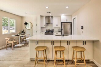 Building Photo - 6204 Wagon Bend