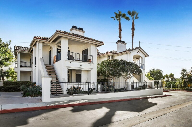 Primary Photo - 2395 Rancho Del Oro Rd