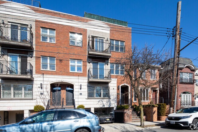 Building Photo - 1121 57th St