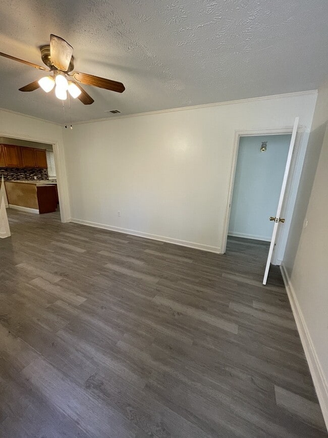 Foto del edificio - 231 S Sunset Terrace