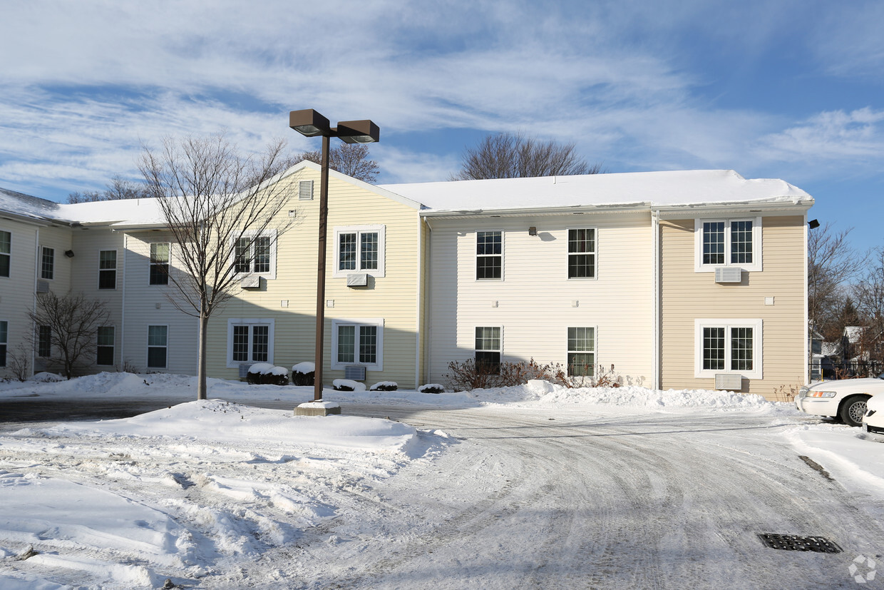 Building Photo - Buena Vista Manor