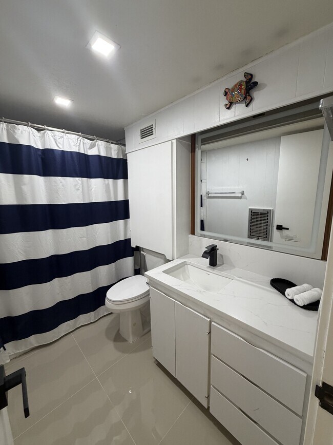 Foto del edificio - 4302 Ocean Dr