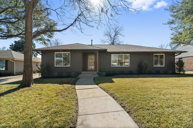 Foto principal - 6232 Crestmont Dr