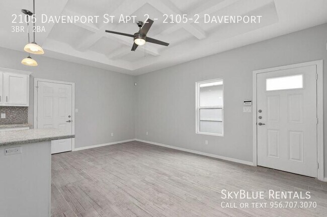 Building Photo - 2105 Davenport St
