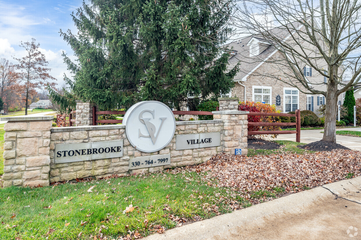 Foto principal - Stonebrooke Village Apartments