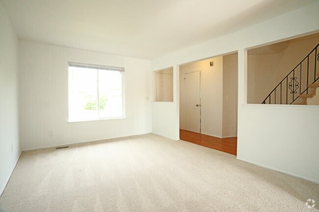 3HAB, 1.5BA - 1,190 ft² - Royal Woods - Riverview, MI