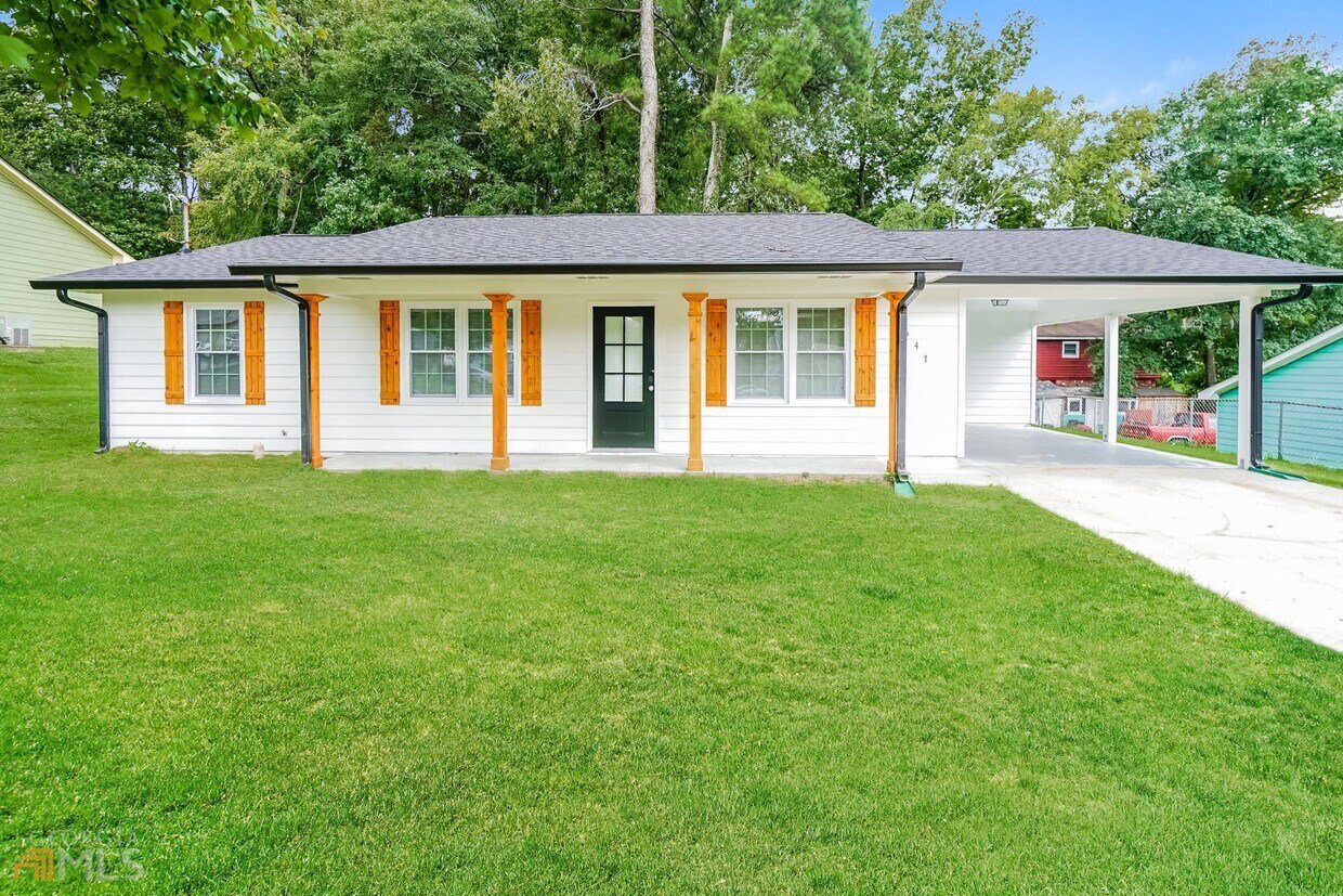 Primary Photo - 1647 Enchanted Forest Dr