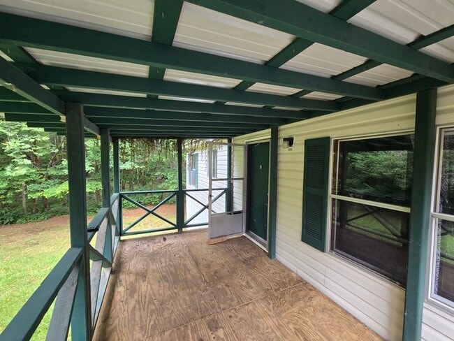 Foto del edificio - 310 Old Horton Rd SE