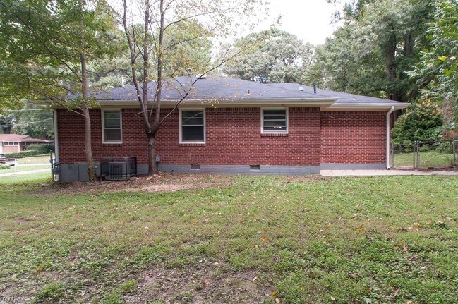 Building Photo - 3 br, 1 bath House - 2328 Bonner Road