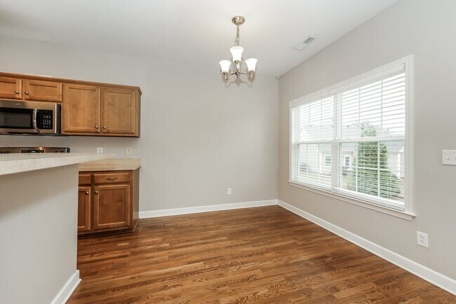 Foto del edificio - 6033 Lori Anne Dr