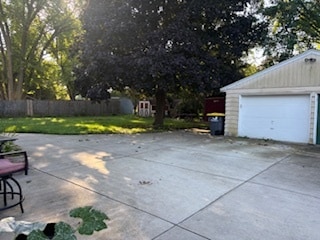 Building Photo - 1515 Jills Dr