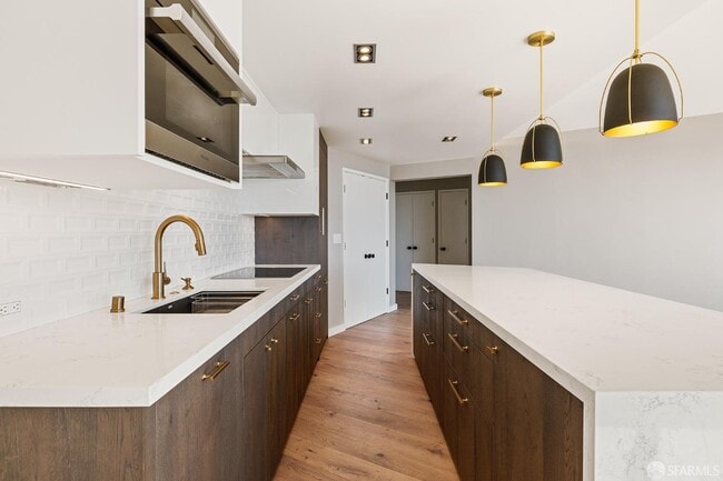 Foto del edificio - 1200 Gough St