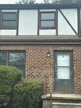 Building Photo - 184 Wyndale Dr