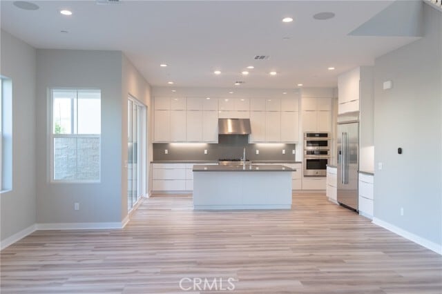 Building Photo - 210 Brackens