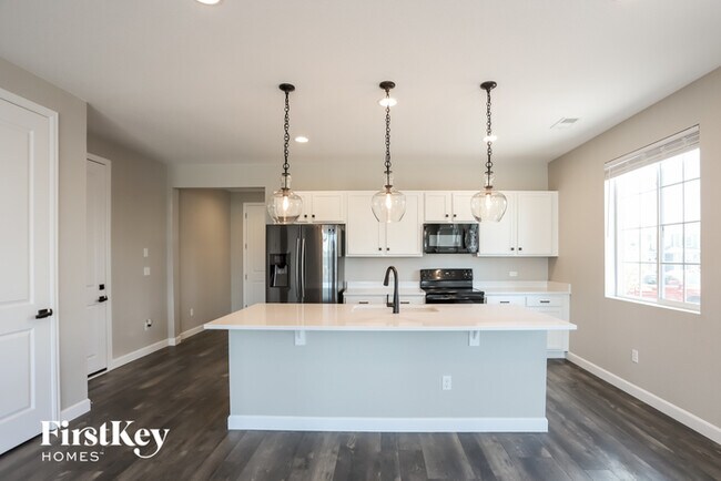 Building Photo - 26831 E Byers Ave