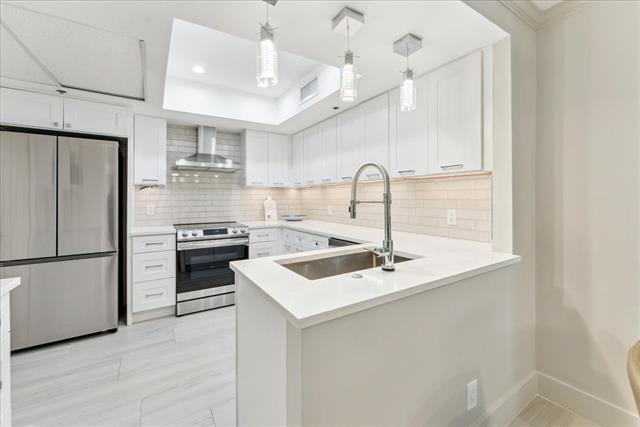 Foto del edificio - 5909 Luther Ln