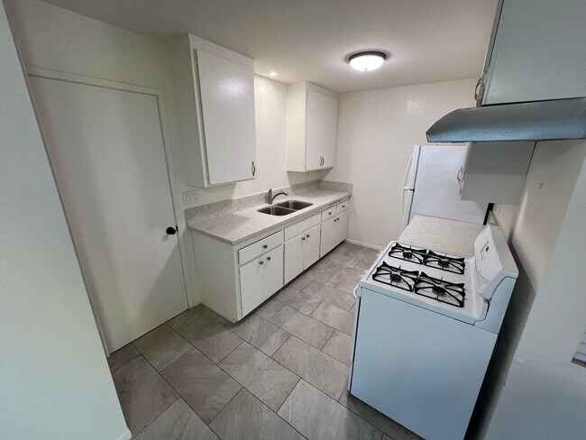 Foto del edificio - 11170 Poplar St