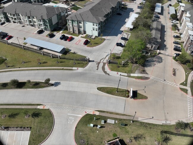 Exterior 3D - Grand at Anna