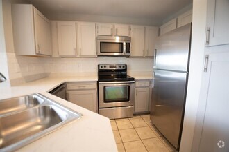 Building Photo - 2320 Gracy Farms Ln