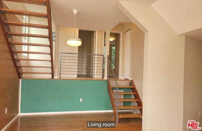 Foto del edificio - 348 Patton St