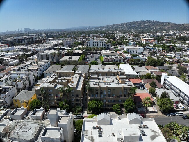 Exterior 3D - Meridian Hollywood
