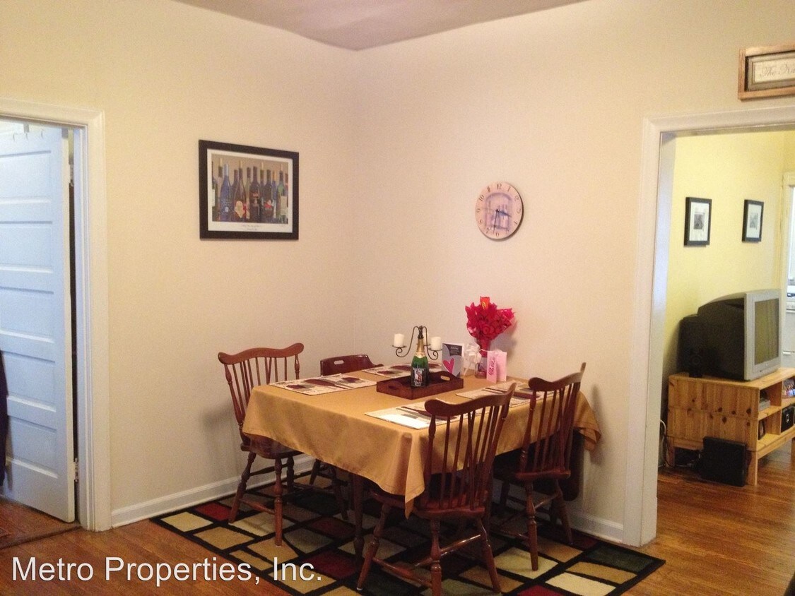 Foto del edificio - 403-405 N Belmont Ave