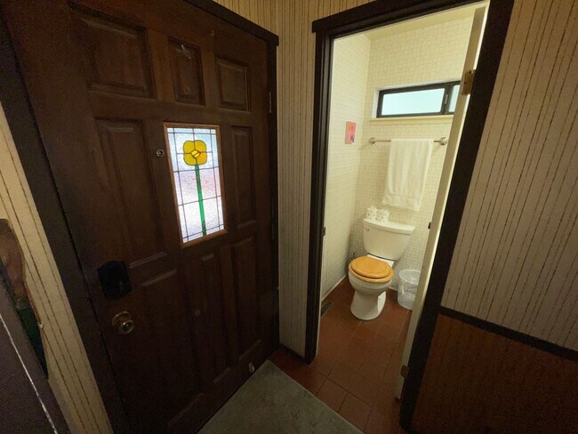 Foto del edificio - 2 br, 1.5 bath House - 42709 Alta Vista Ave.