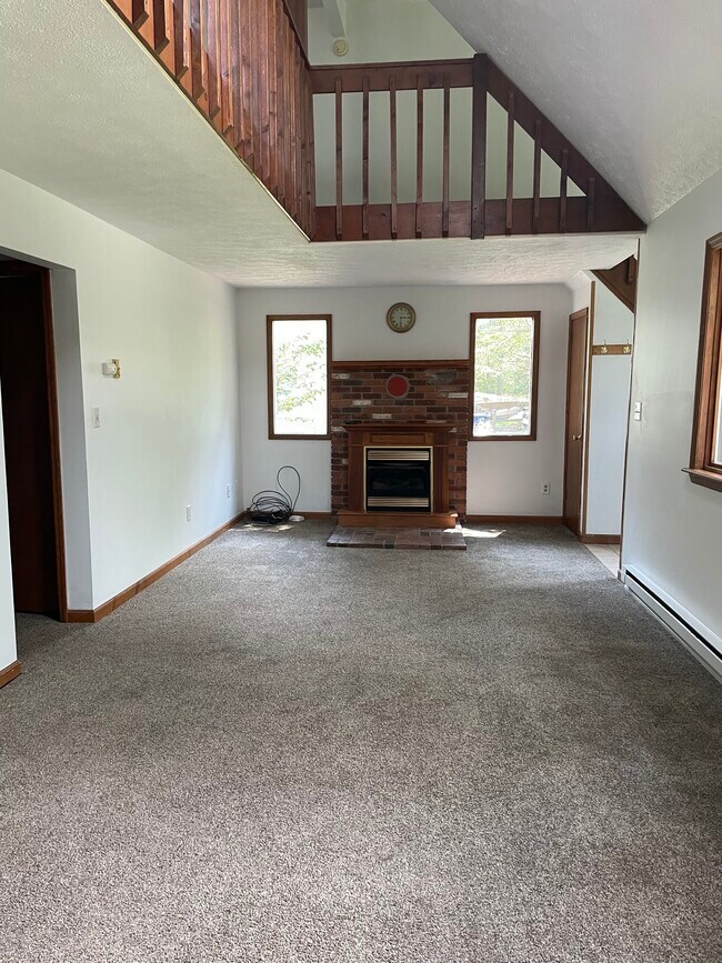 Foto del edificio - 2141 Rosemont Dr
