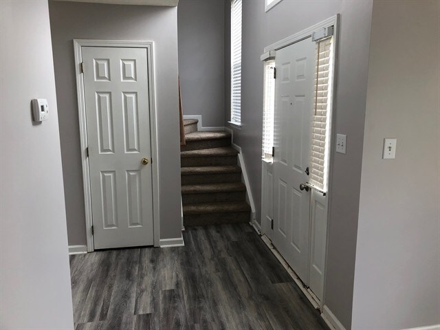 Foto del edificio - 9806 Coriander Ct