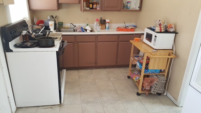 Dos habitaciones con cocina - 429 N 15th St